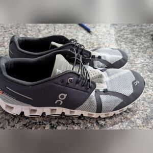 On Running Men's Black and White Athletic Shoes